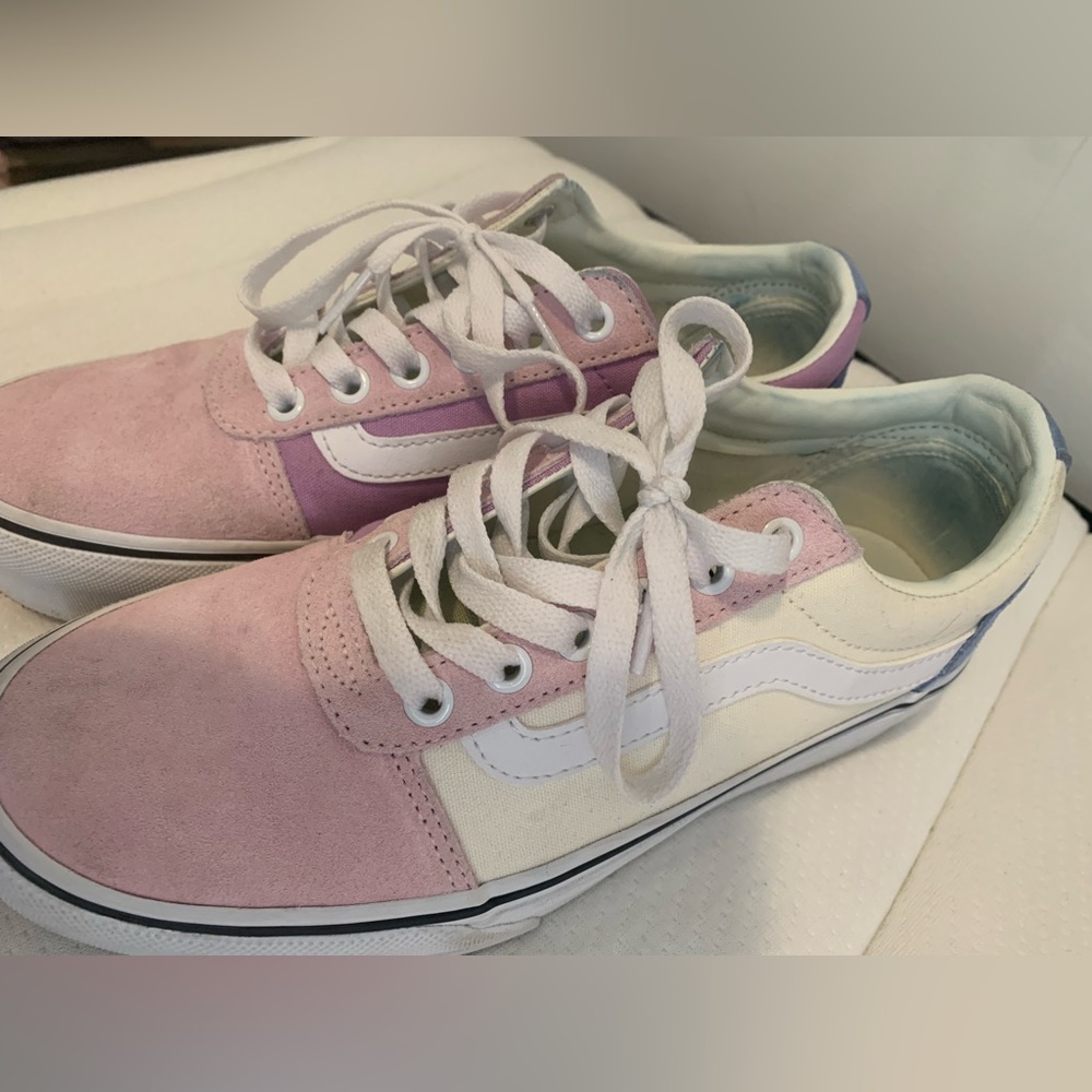 Multicolor Vans